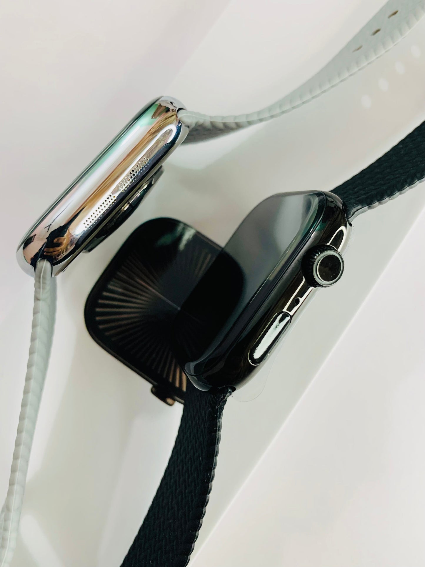 Apple series 10 watch With 2 strep and watch wireless charger with (1 year warranty)
